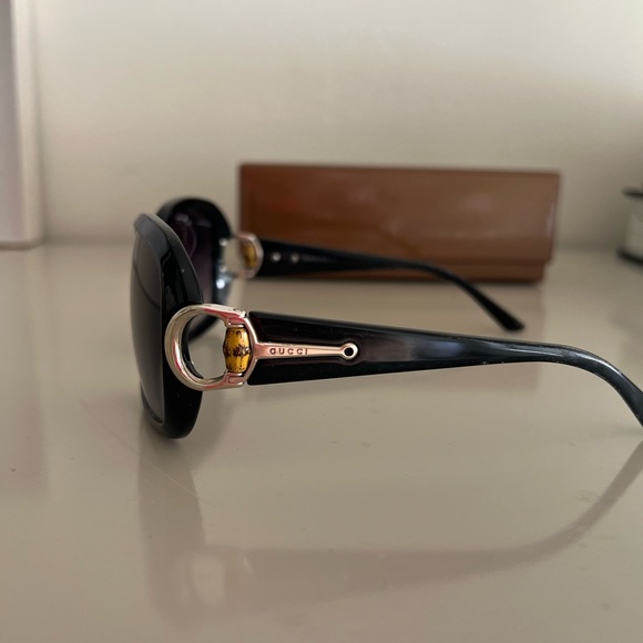 Iconic Round Gucci GG 3132/S Sunglasses - Picture 3 of 8